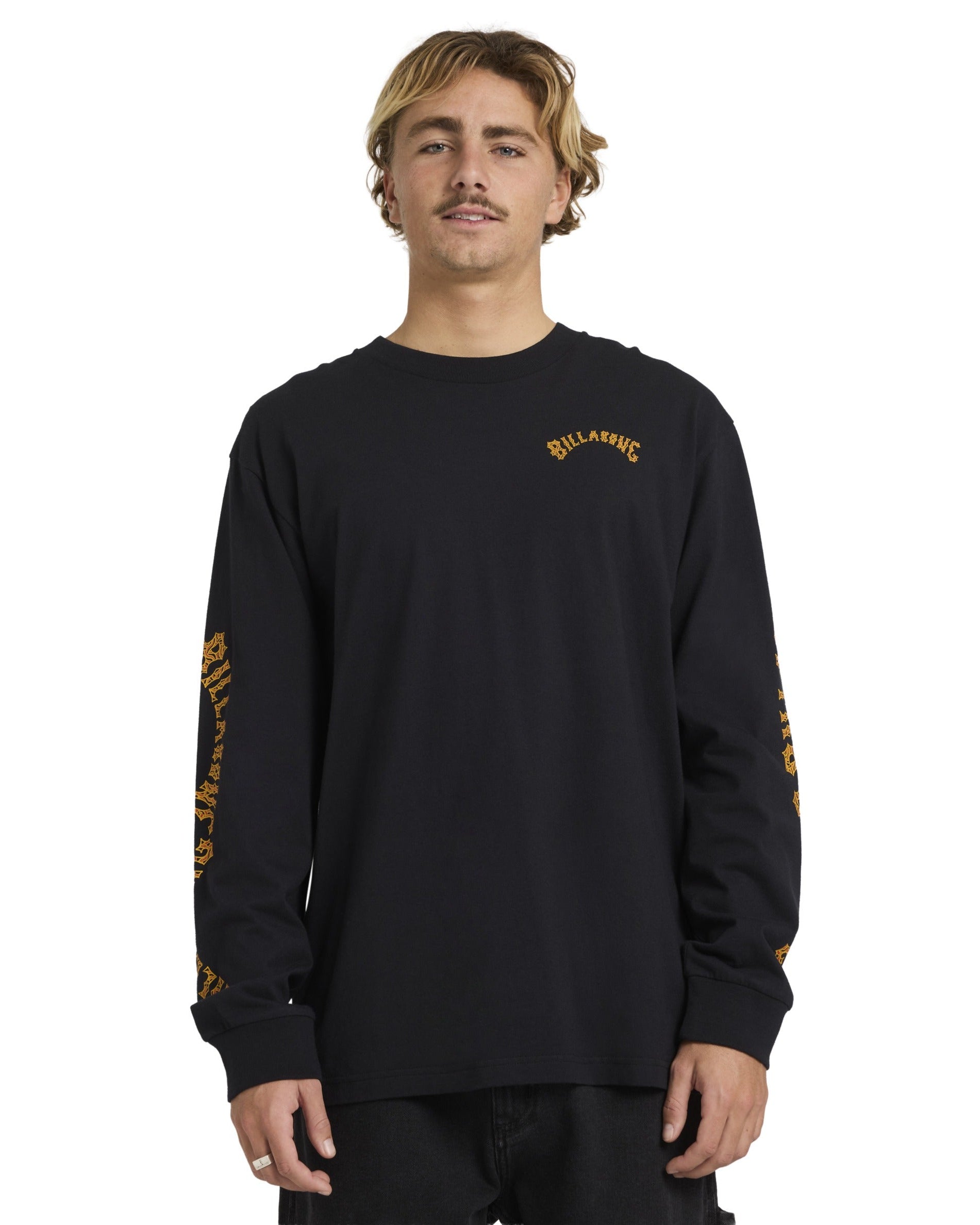 Otis Arch Long Sleeve Tee