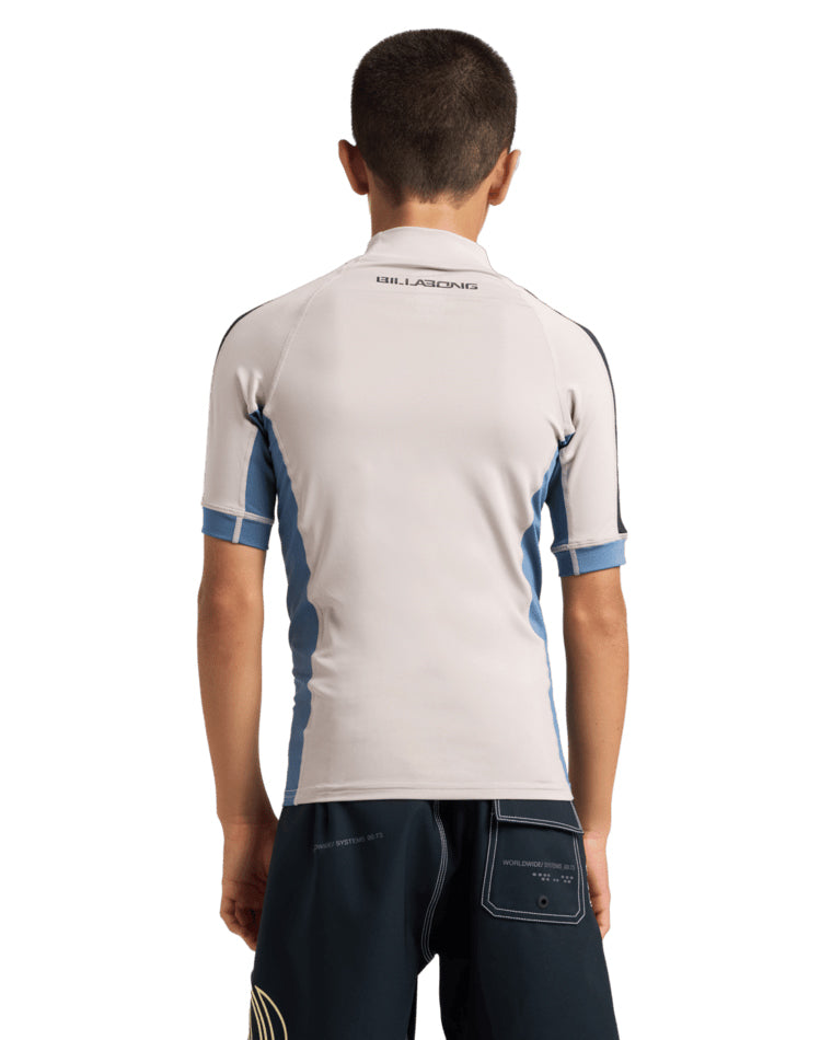 Boys Spec 73 Pf Short Sleeve Rashguard