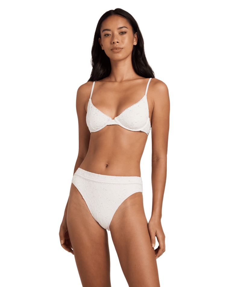 Eye On You Demi Underwire Top