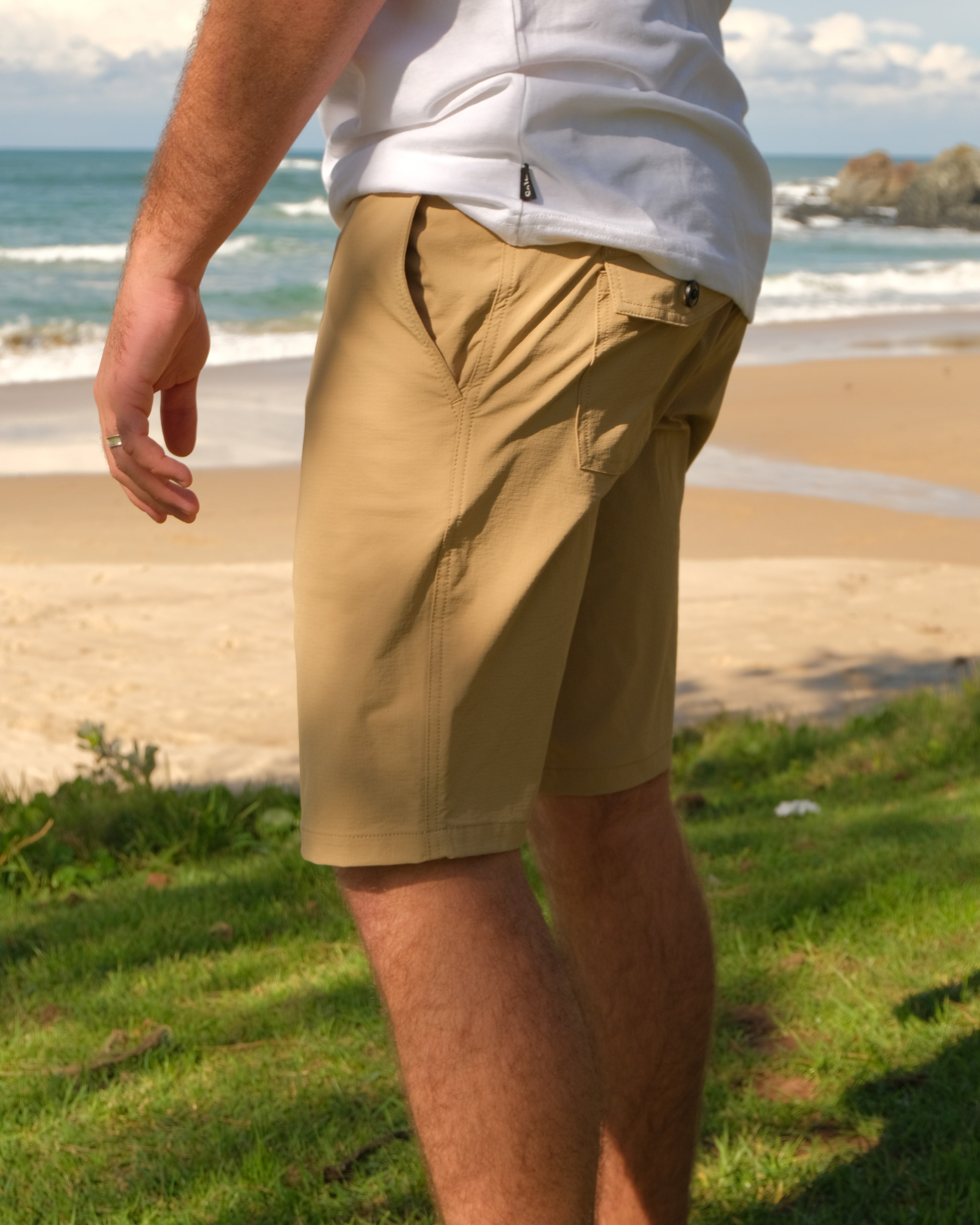 Utility Hybrid Short