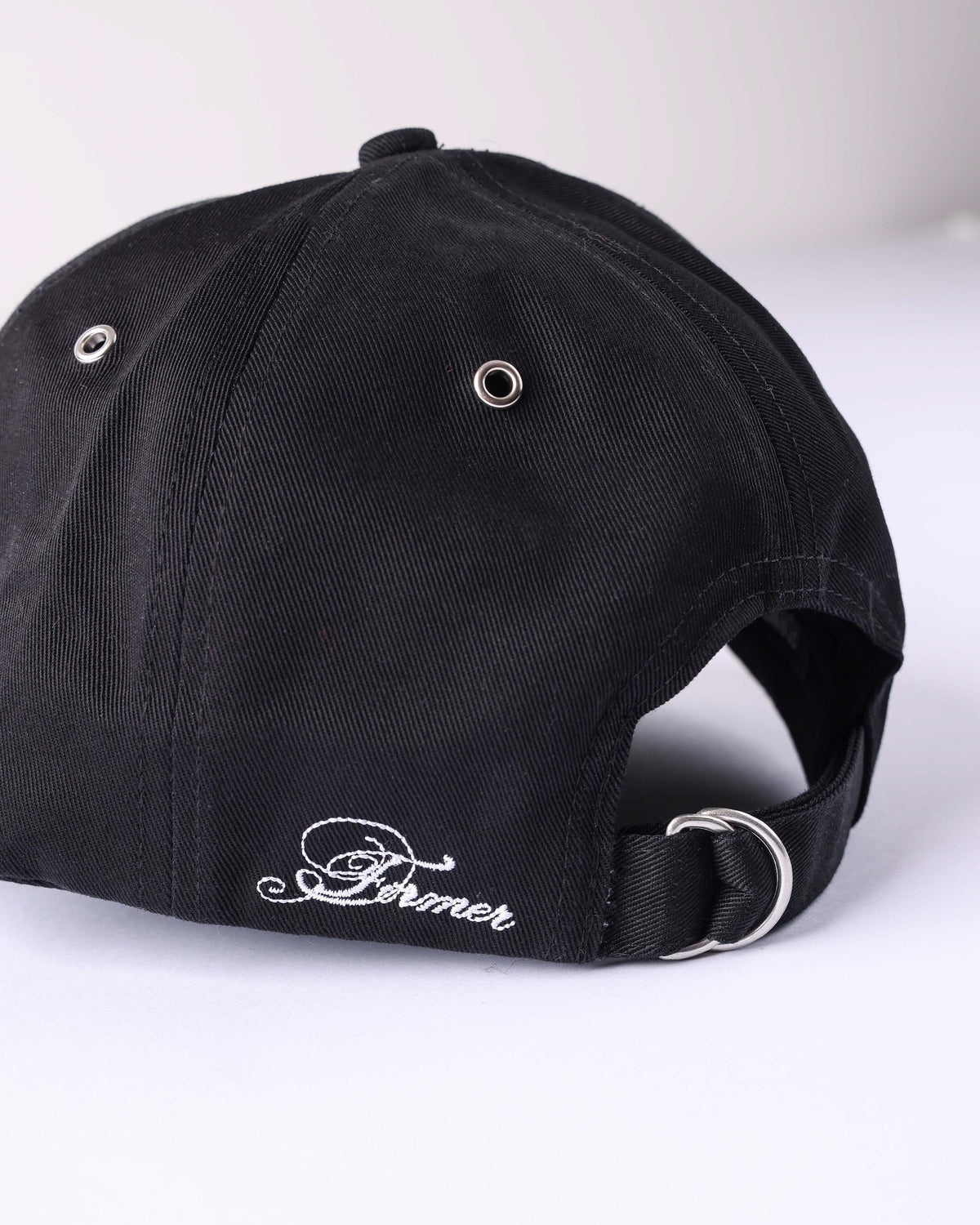 Illusion Cap
