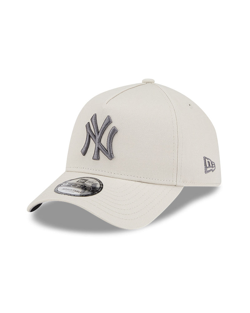 9FortyA Frame Concrete New York Yankees Cap