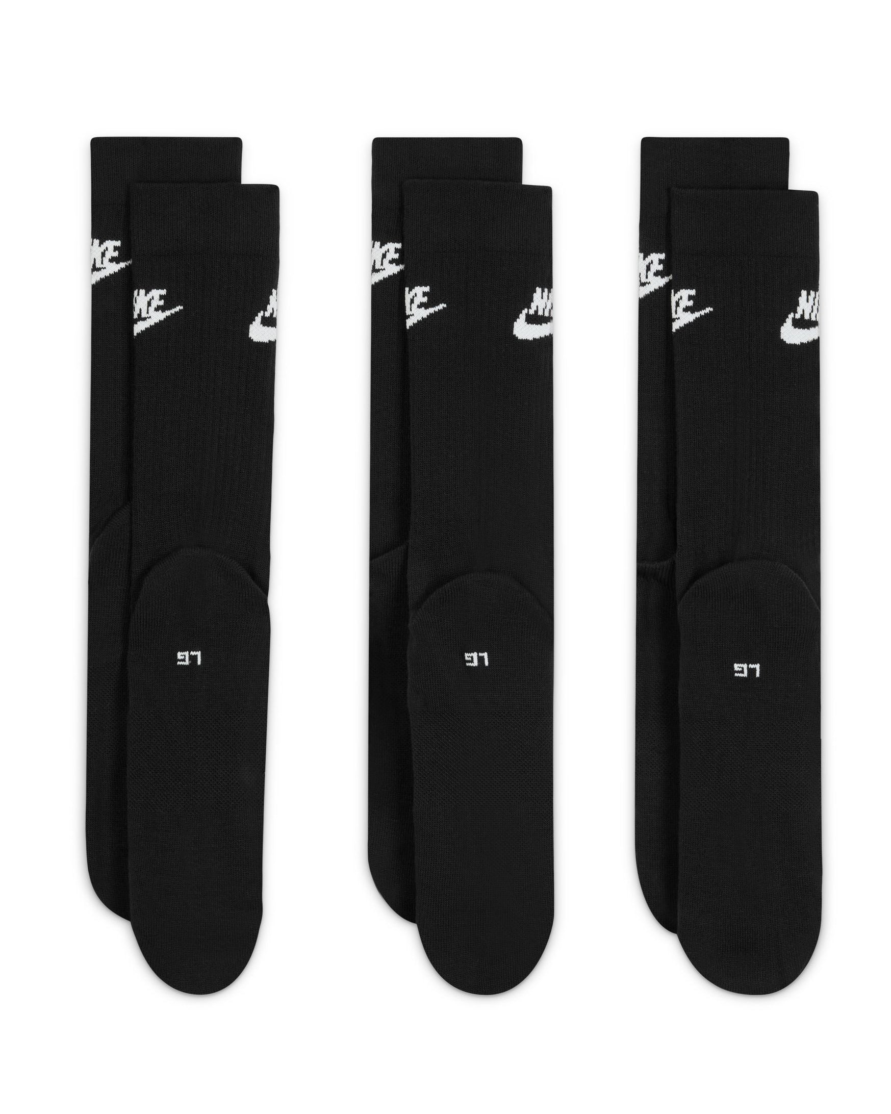Nike Sportswear Everyday Essential Socks