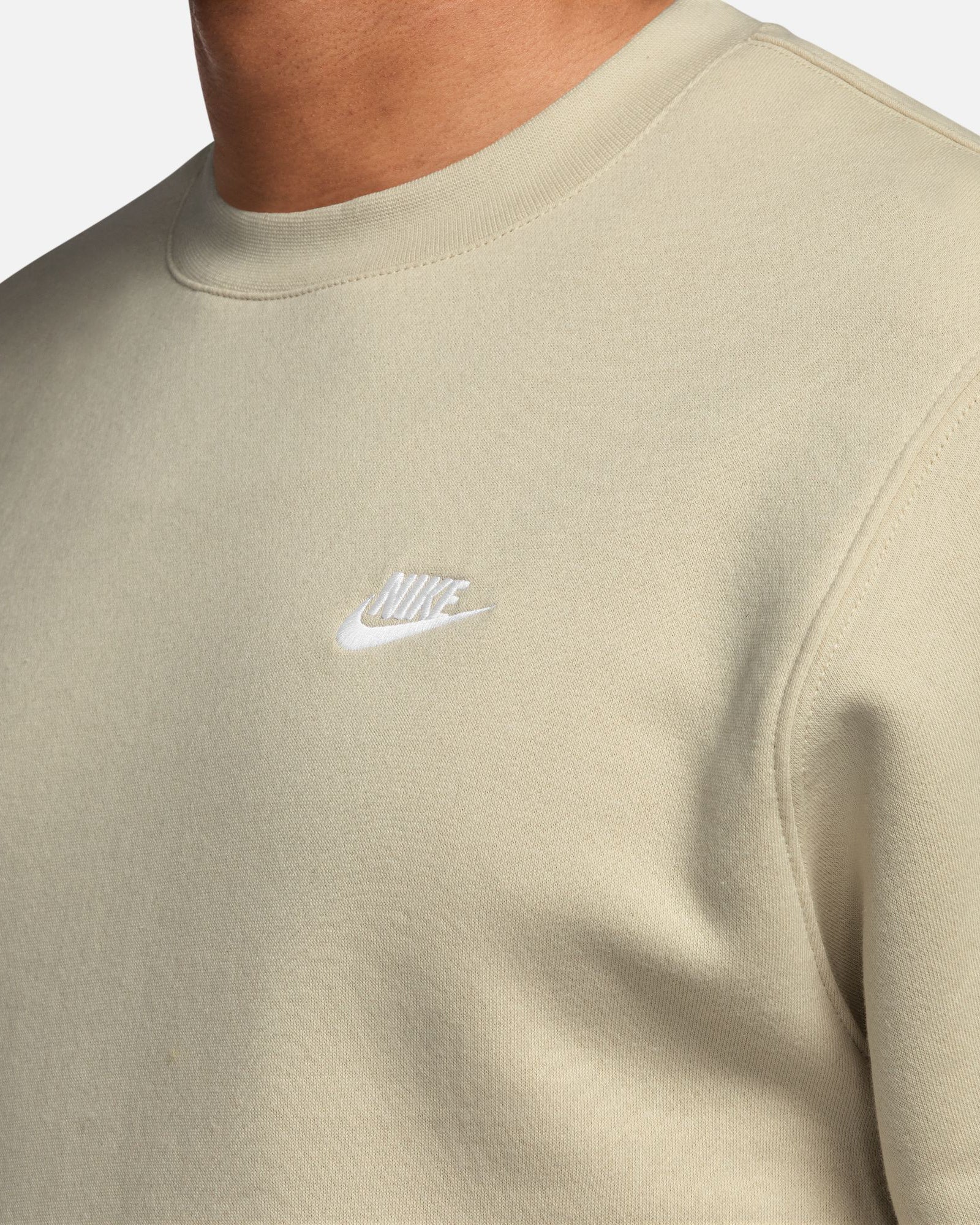 Nike Club Crew