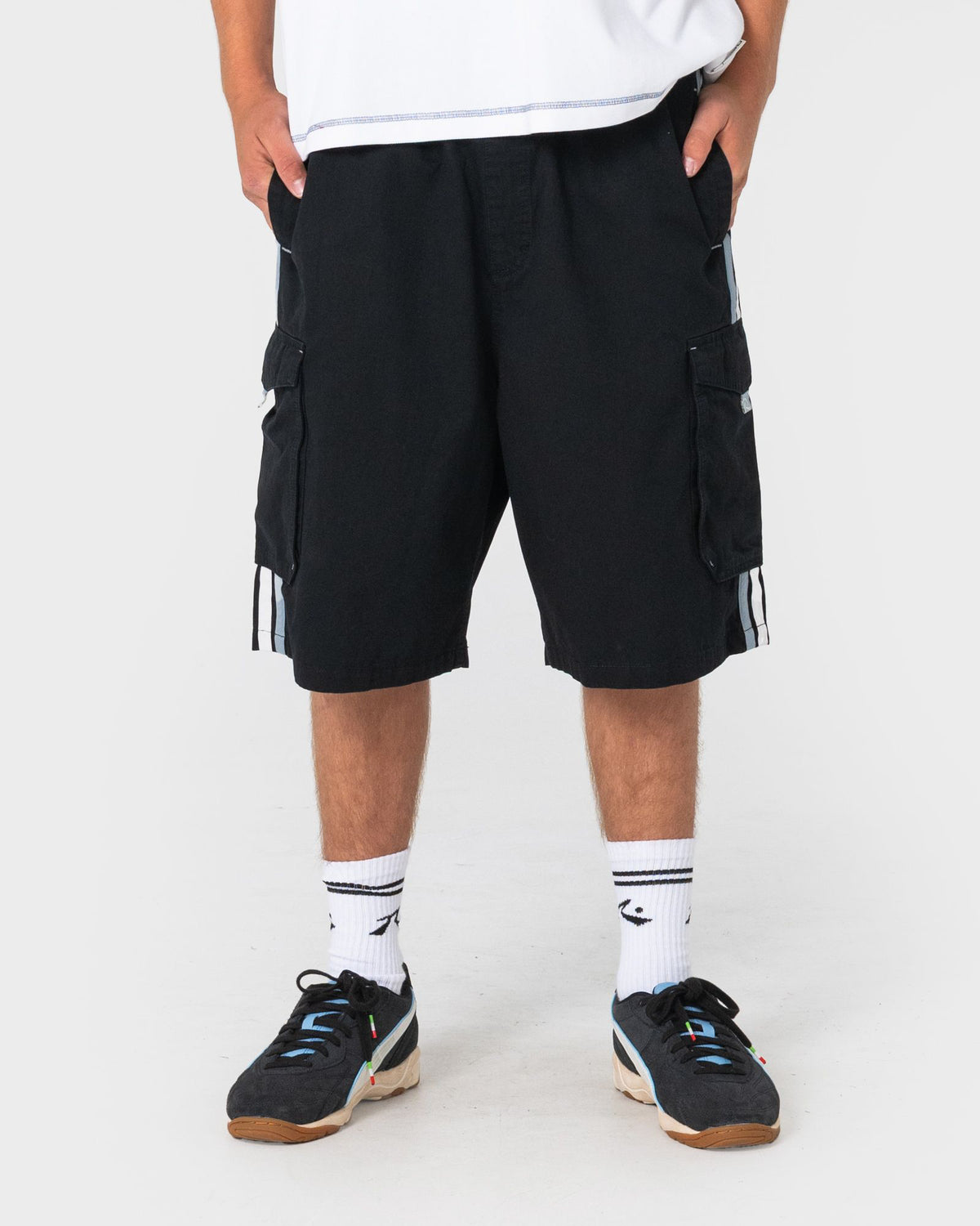 8-Ball Elastic Cargo Short