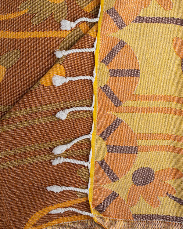 Gloriosa Daisy Towel