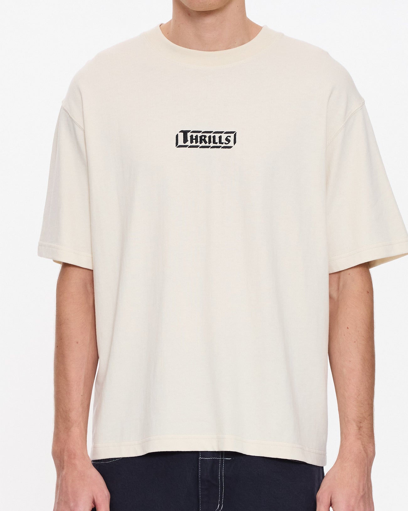 Calm State Embro Box Fit Oversize Cropped Tee