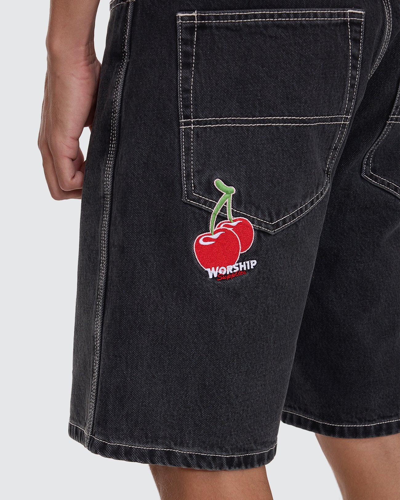 Glazed Carpenter Jean Short