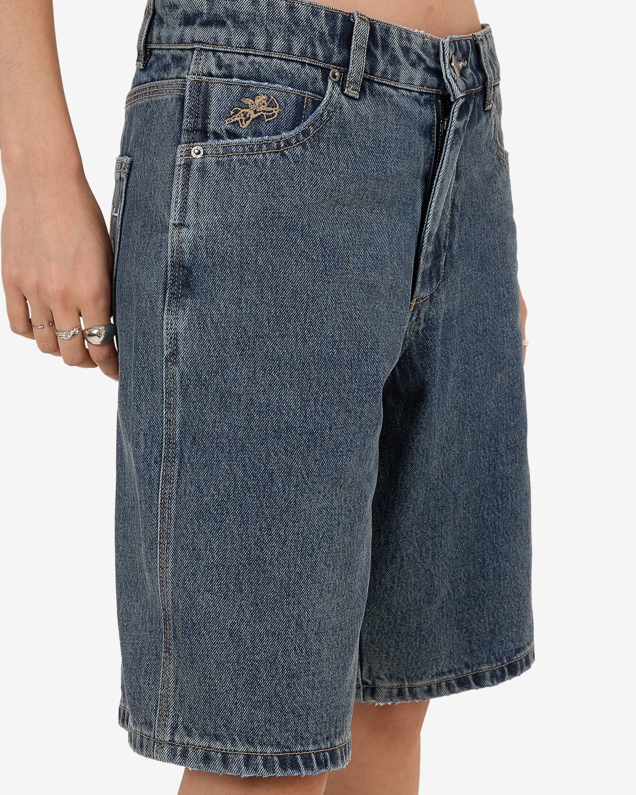 Logorama Sloucher Short