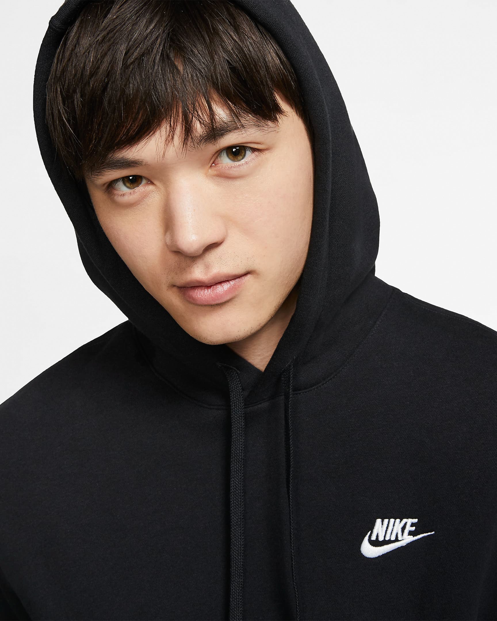 Club Hoodie Pullover