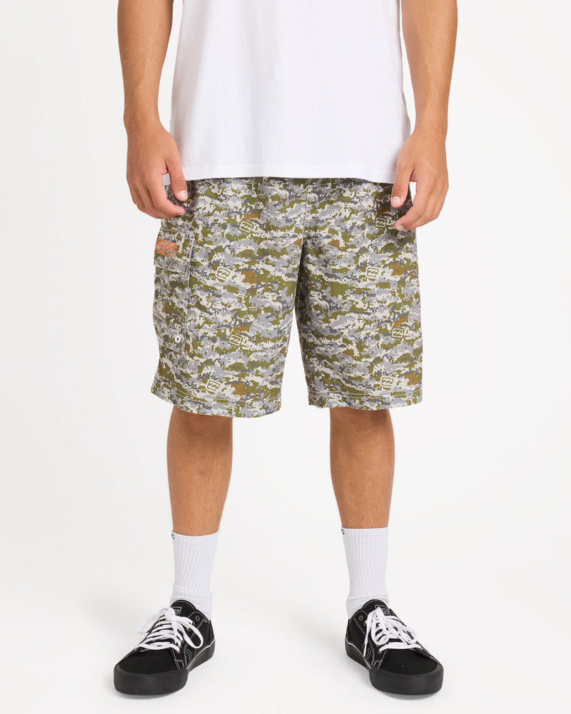 Throw On Boardshort