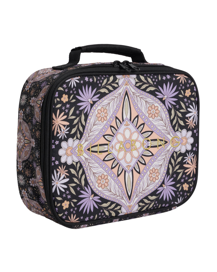 Angled front view of lunch bag with black zip and top handle.