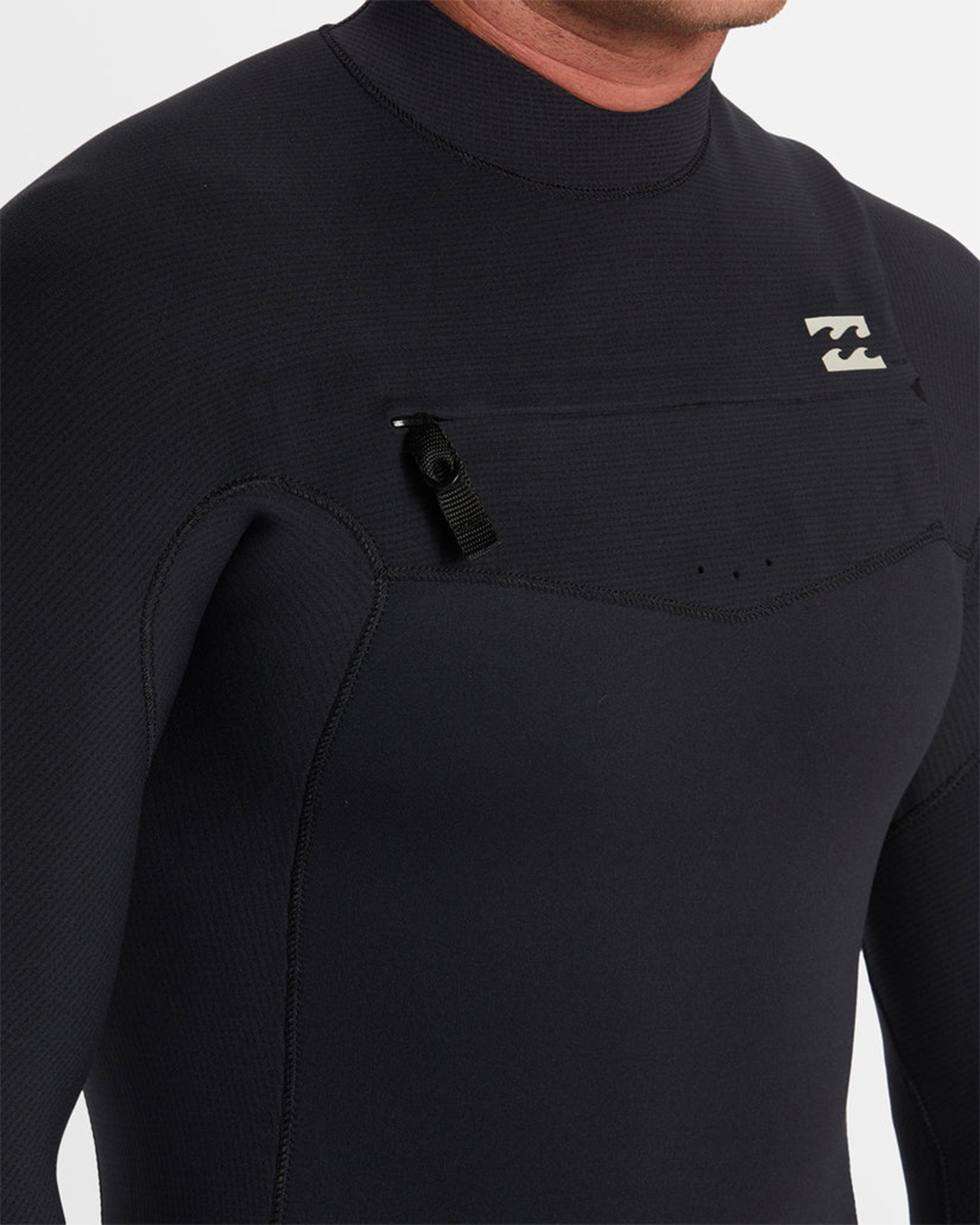 302 Revolution Natural Chest Zip Full Suit