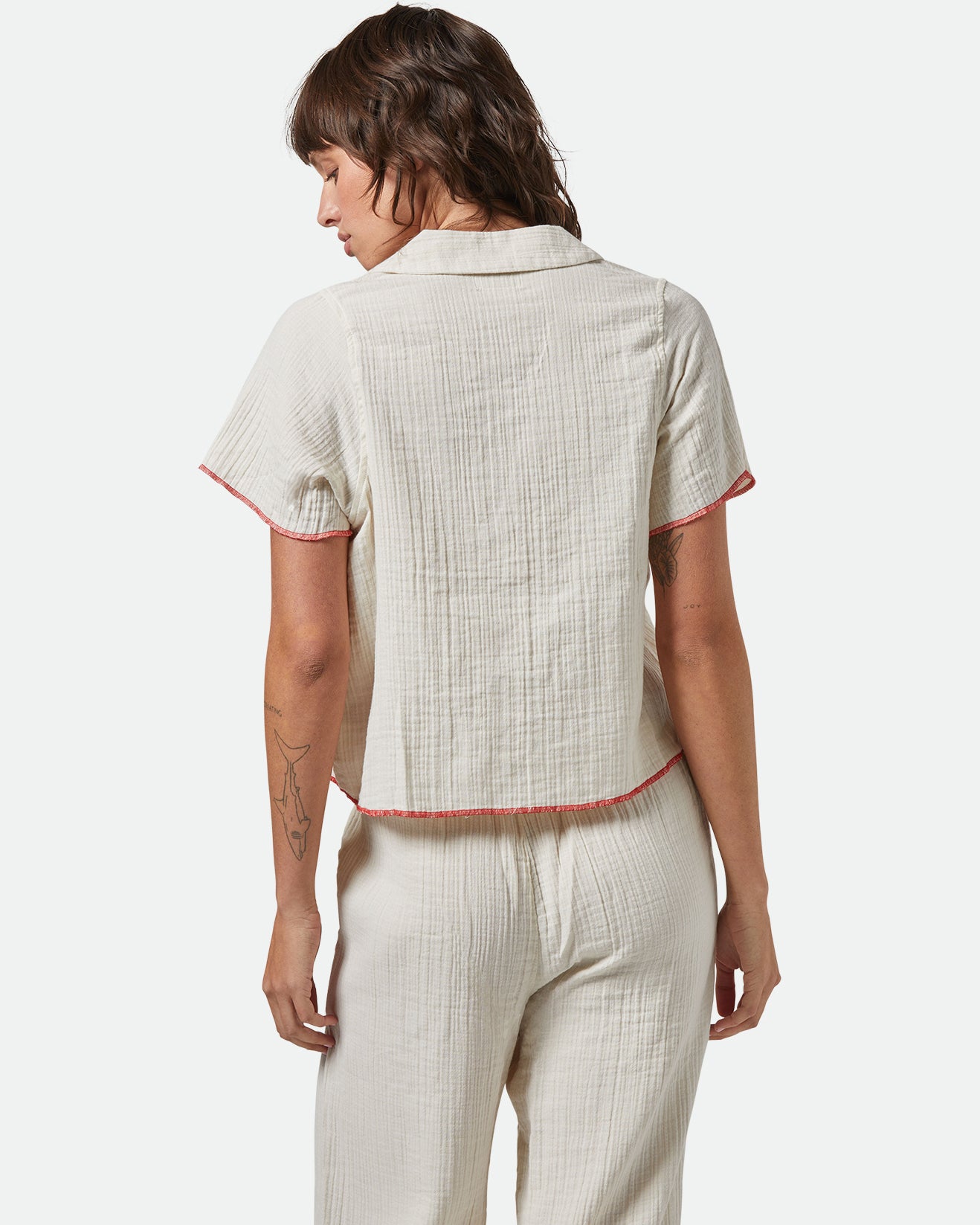Wandering Tie Top