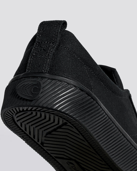 Oca Low Canvas Sneaker