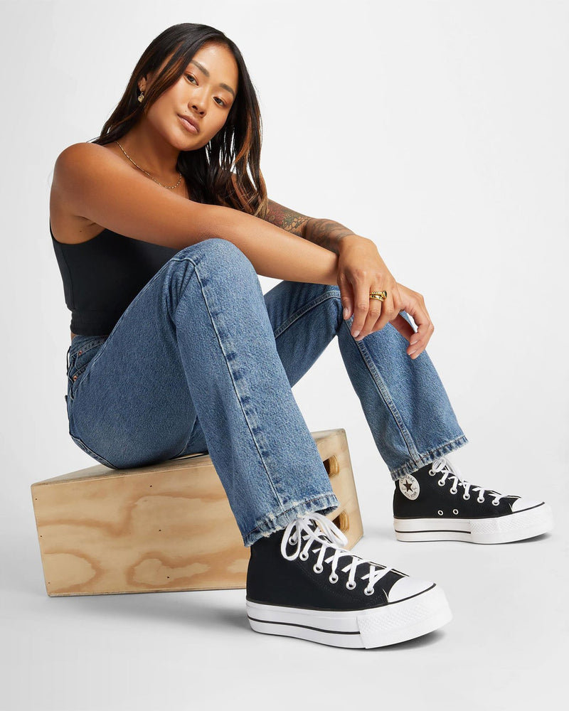 Chuck Taylor Lift Hi Shoe