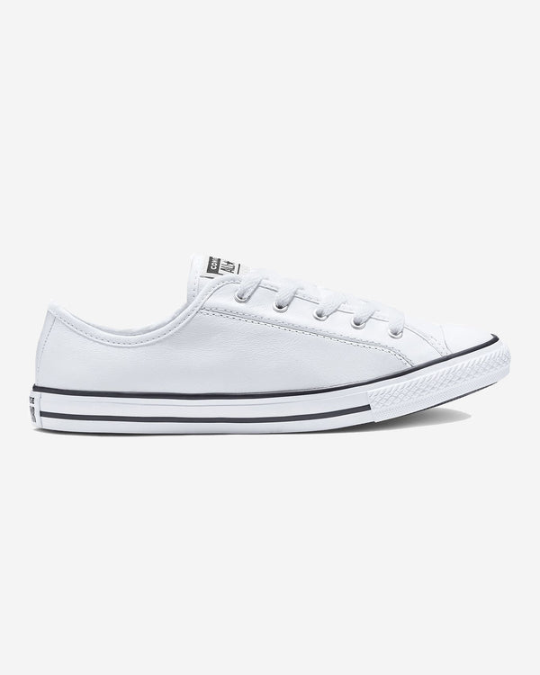 Chuck Taylor All Star Dainty Leather Lo Shoe