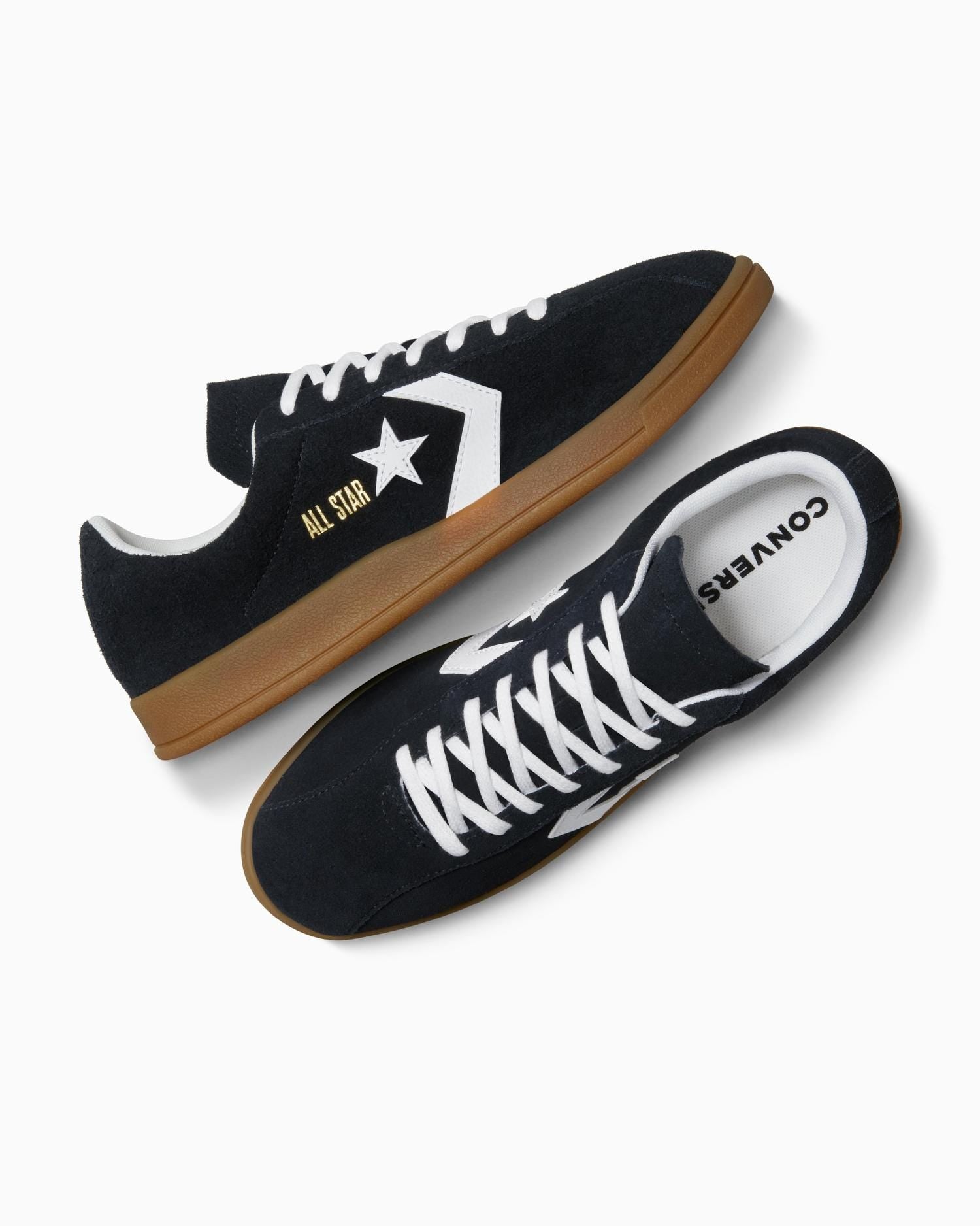 Classic Trainer Suede Low Shoe