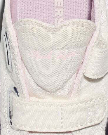Tots Chuck Taylor Valentines 2V Low Shoe