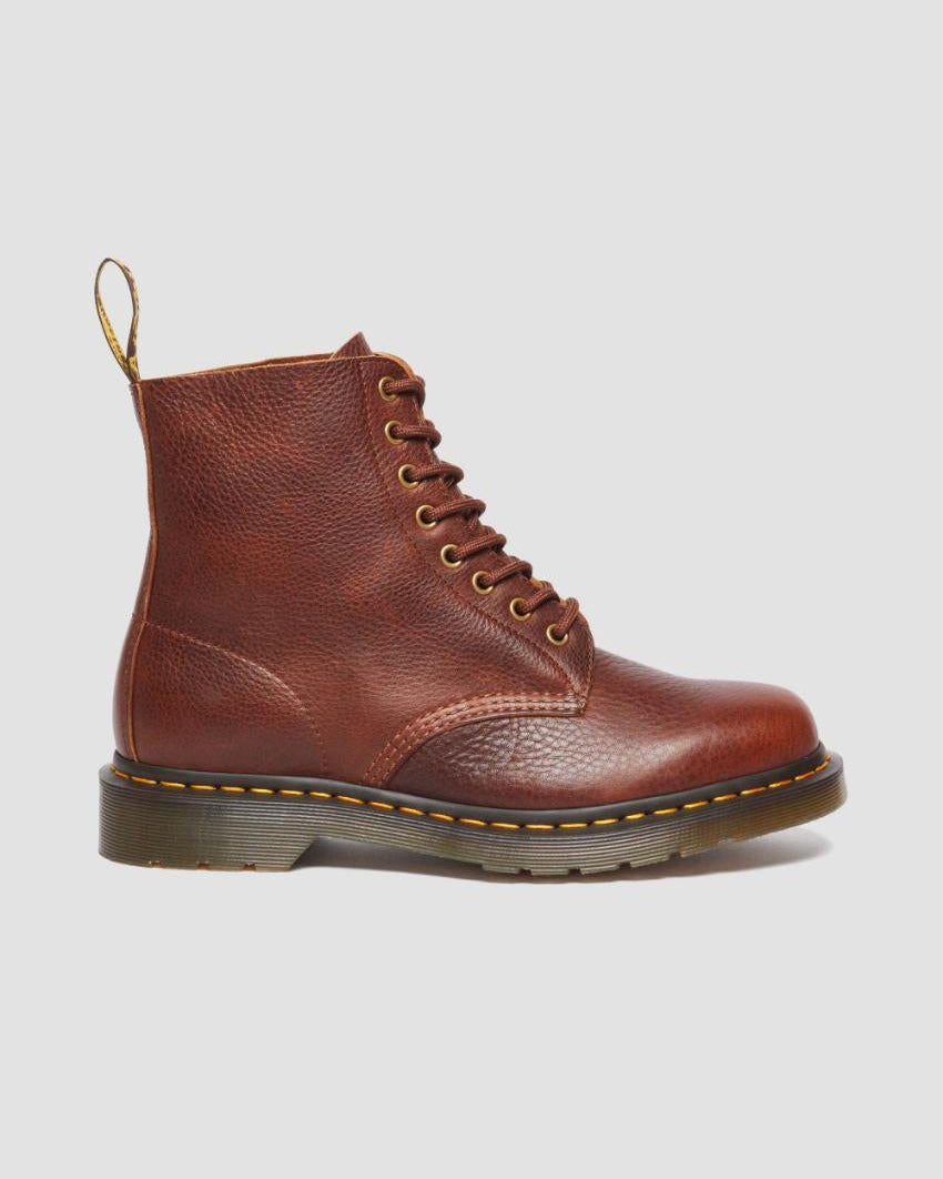 1460 Pascal 8 Eye Boot