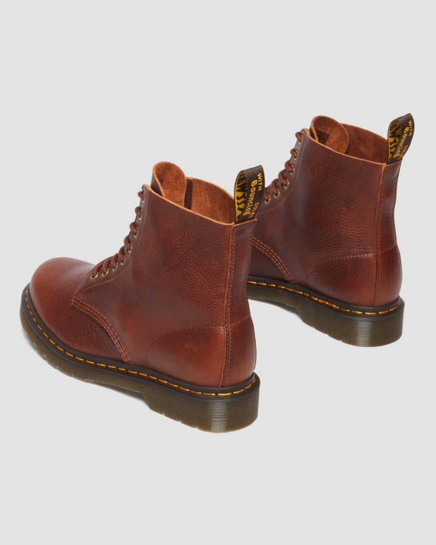 1460 Pascal 8 Eye Boot