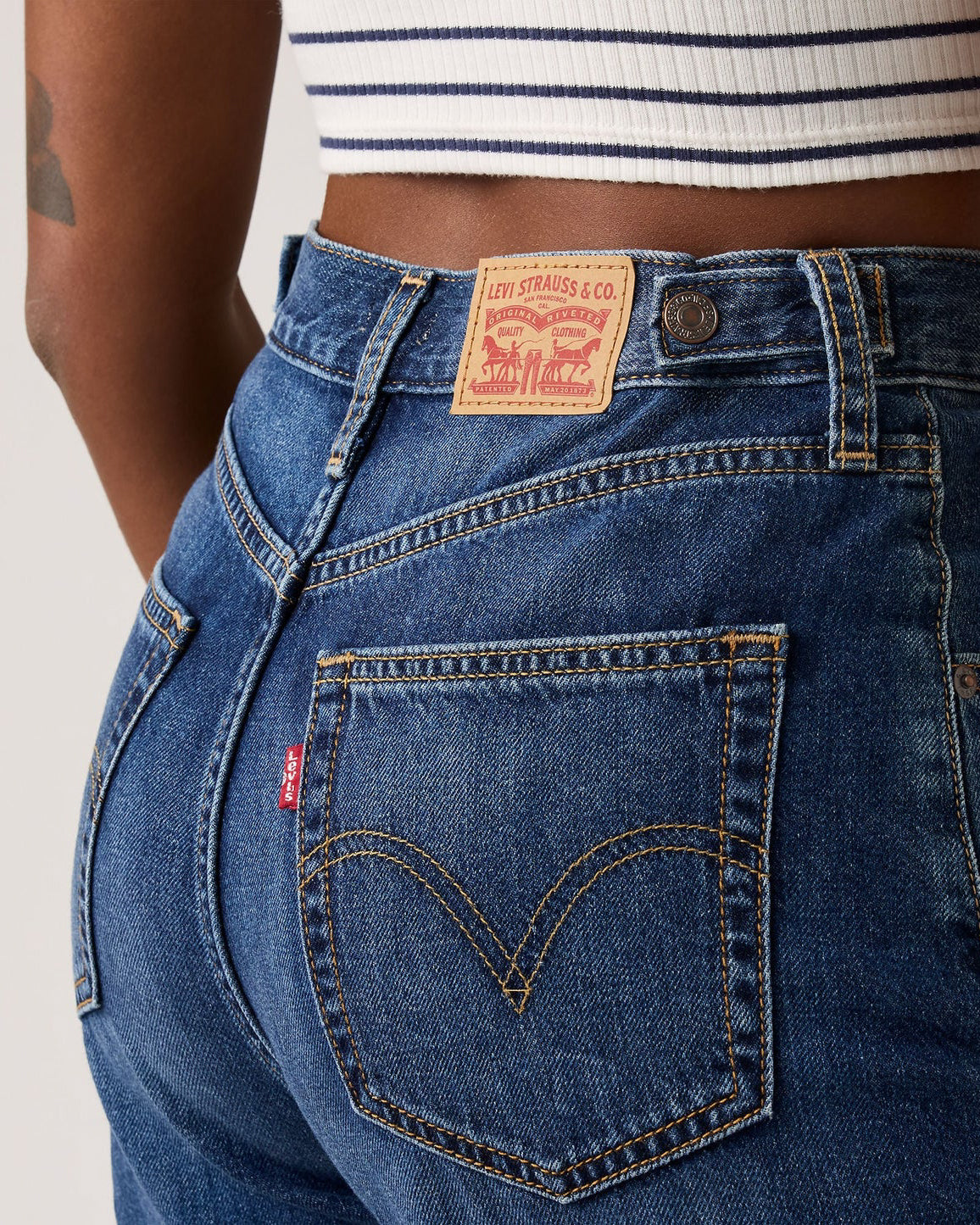 Cinch Mid-Thigh Shorts