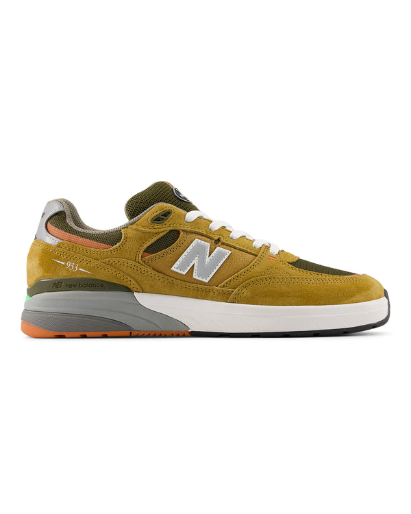 Numeric 933 v1 Shoe