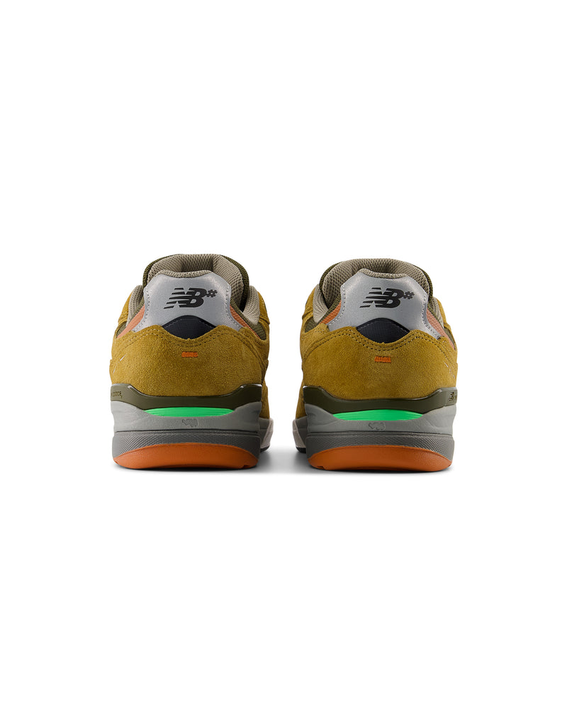 Numeric 933 v1 Shoe