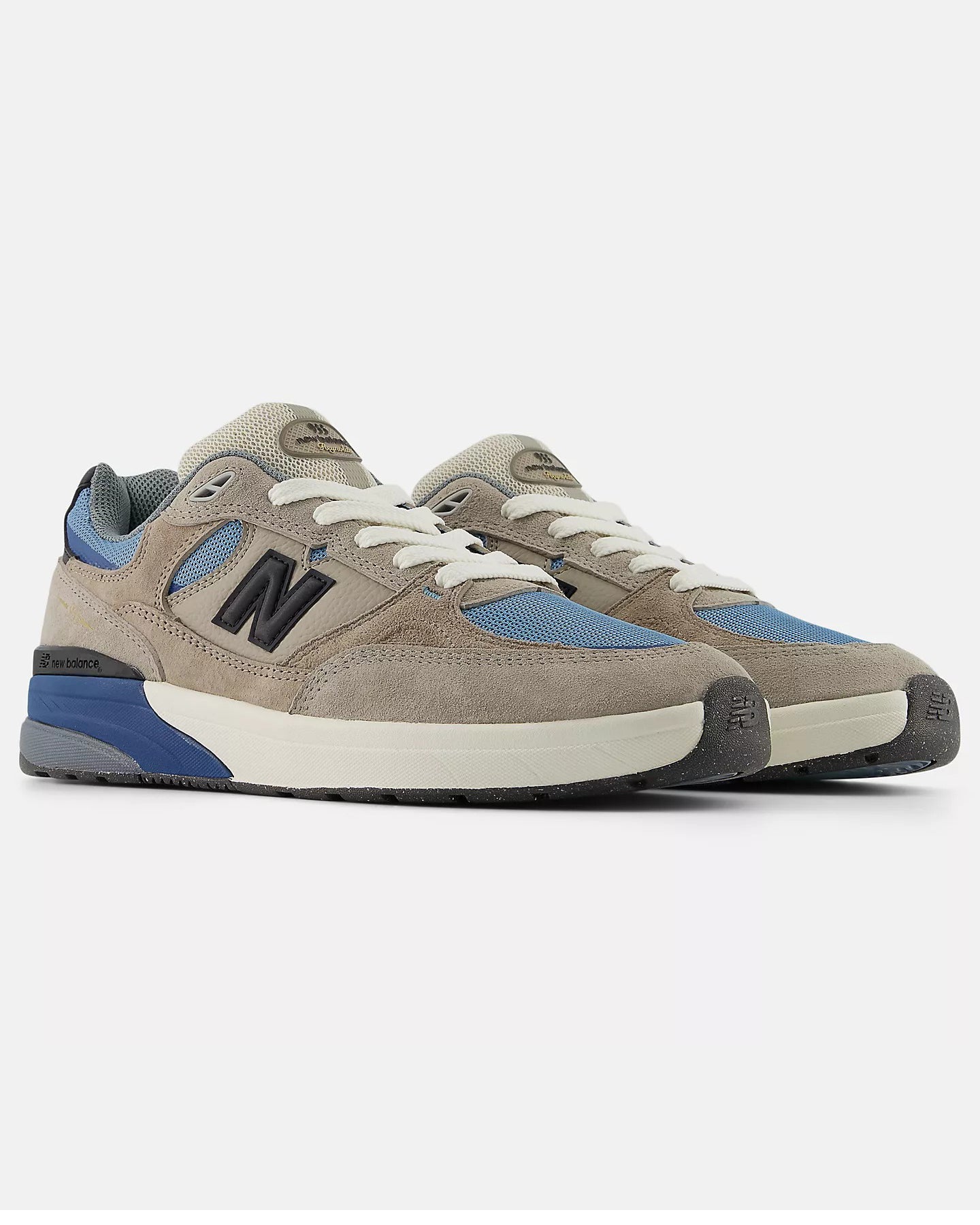 933 V1 Shoe