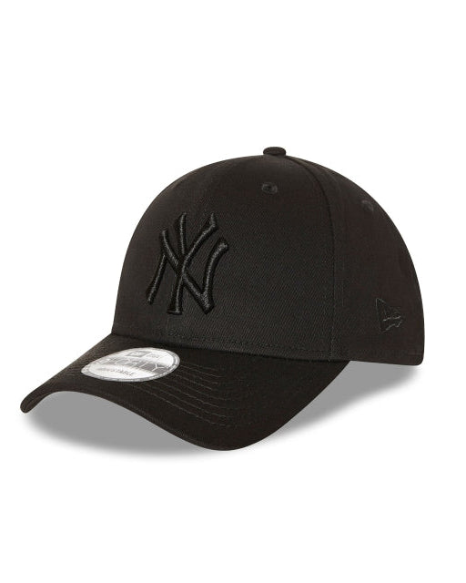 NY Yankees 9Forty Cloth Strap Cap