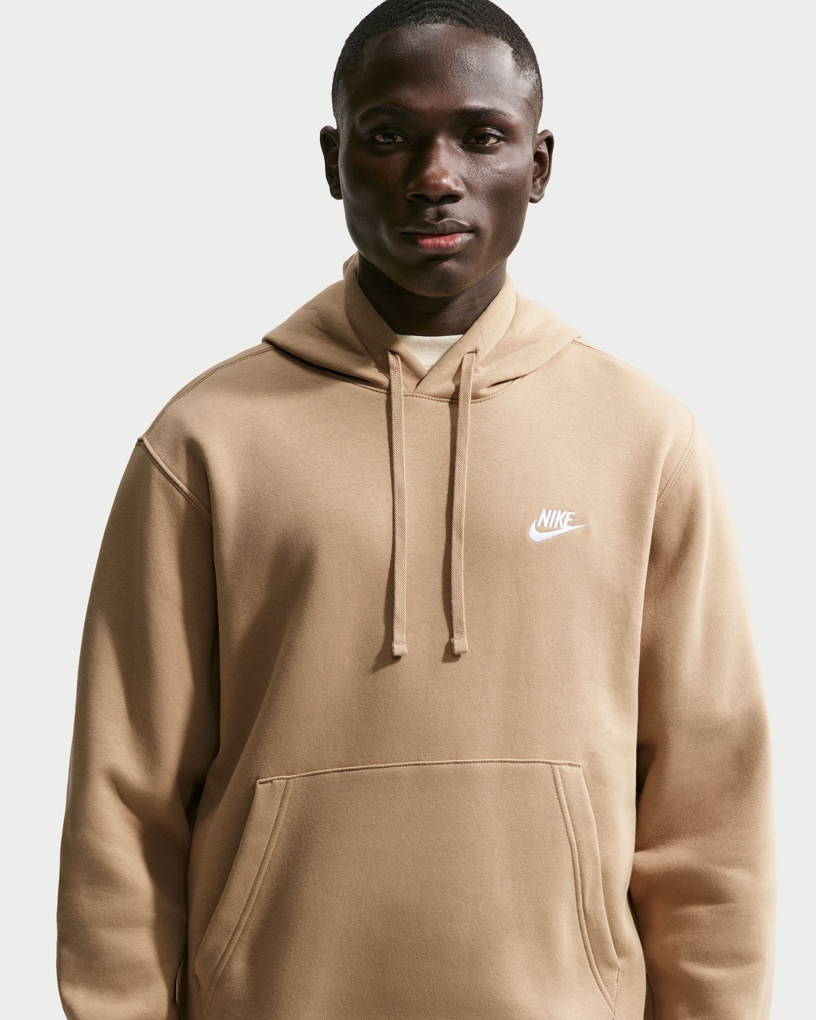 Club Hoodie Pullover