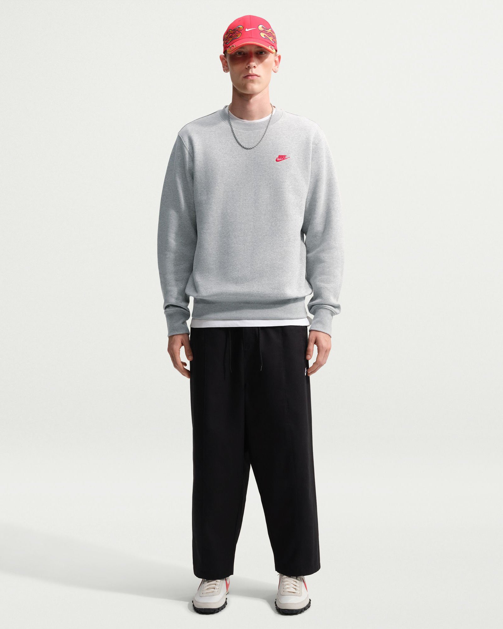 Nike Club Crew
