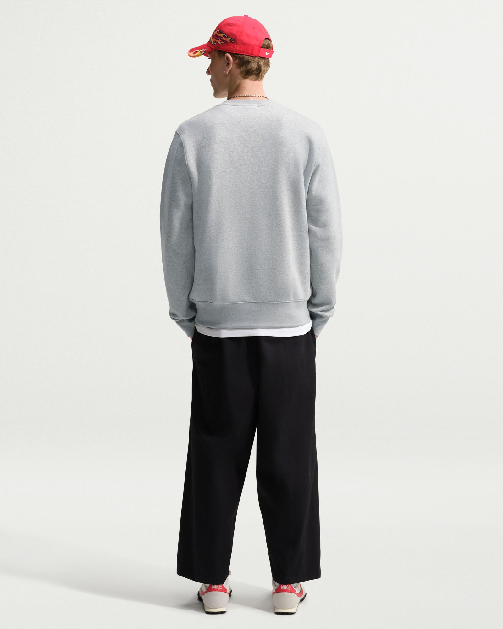 Nike Club Crew