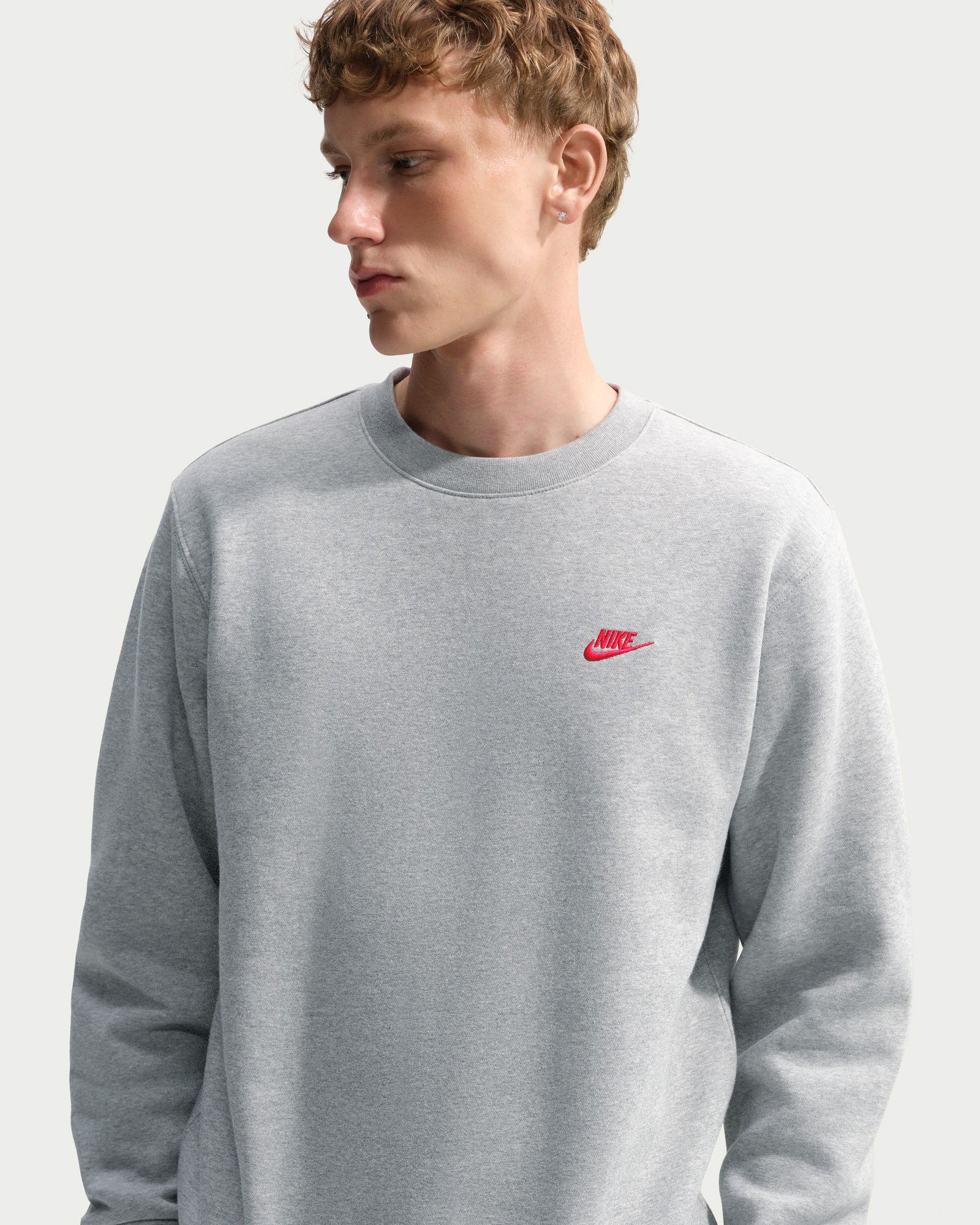 Nike Club Crew
