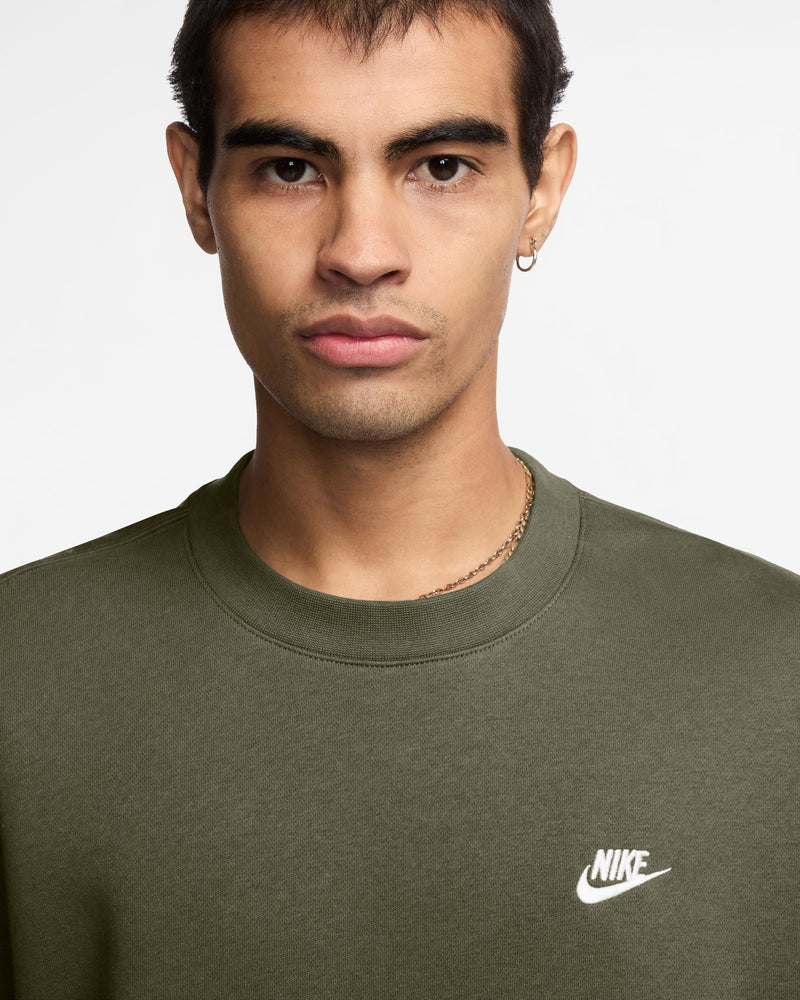 Nike Club Crew