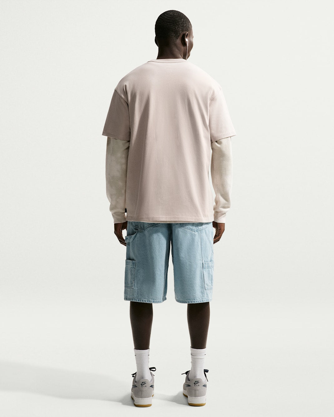 Sportswear Premium Essentials Tee