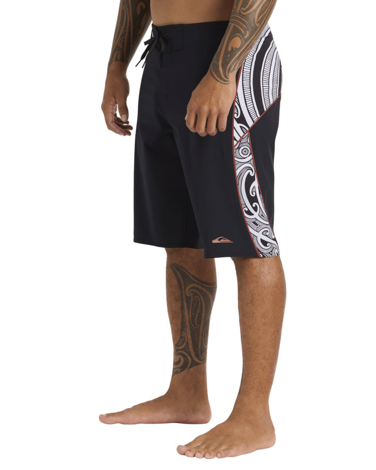 Takarangi Boardshort 20 Inch