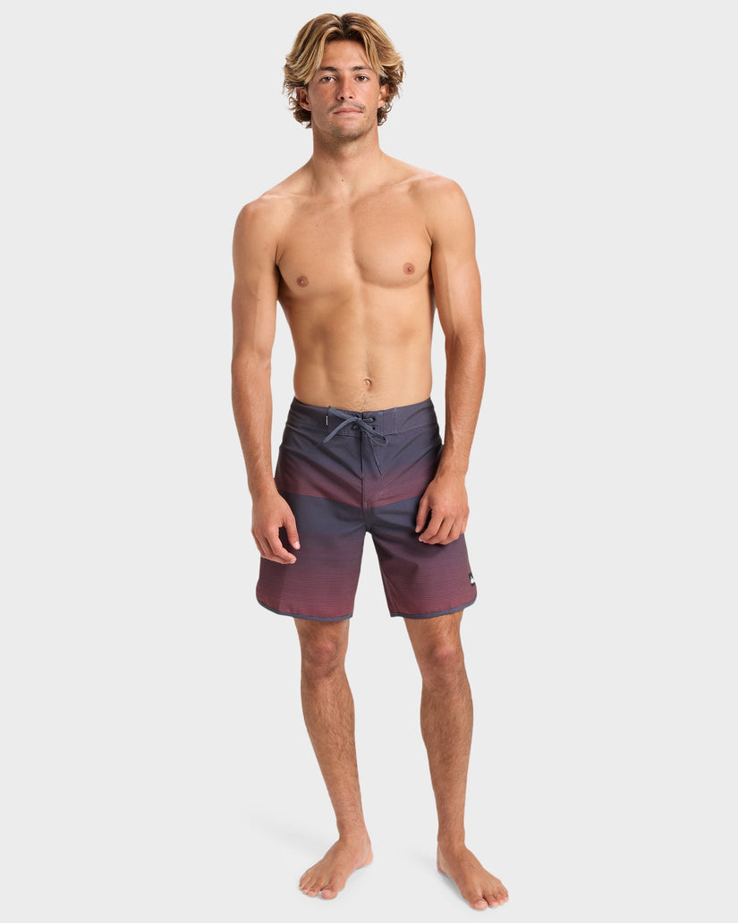 Surfsilk Scallop 18 Inch Boardshort