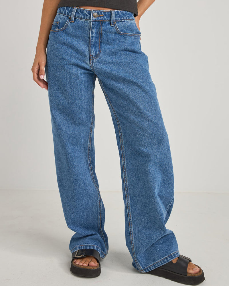 Lula Low Rise Pant