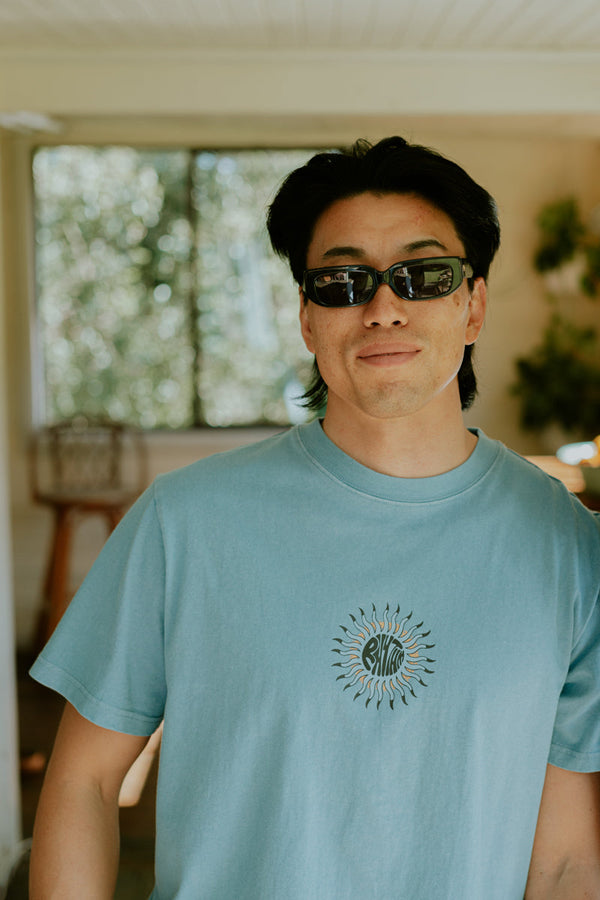 Sun Beams Vintage Short Sleeve Tee