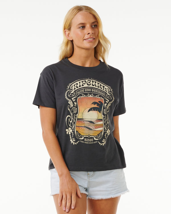 Sea Shells Relaxed Tee