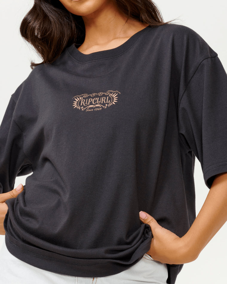 Desert Queen Heritage Tee