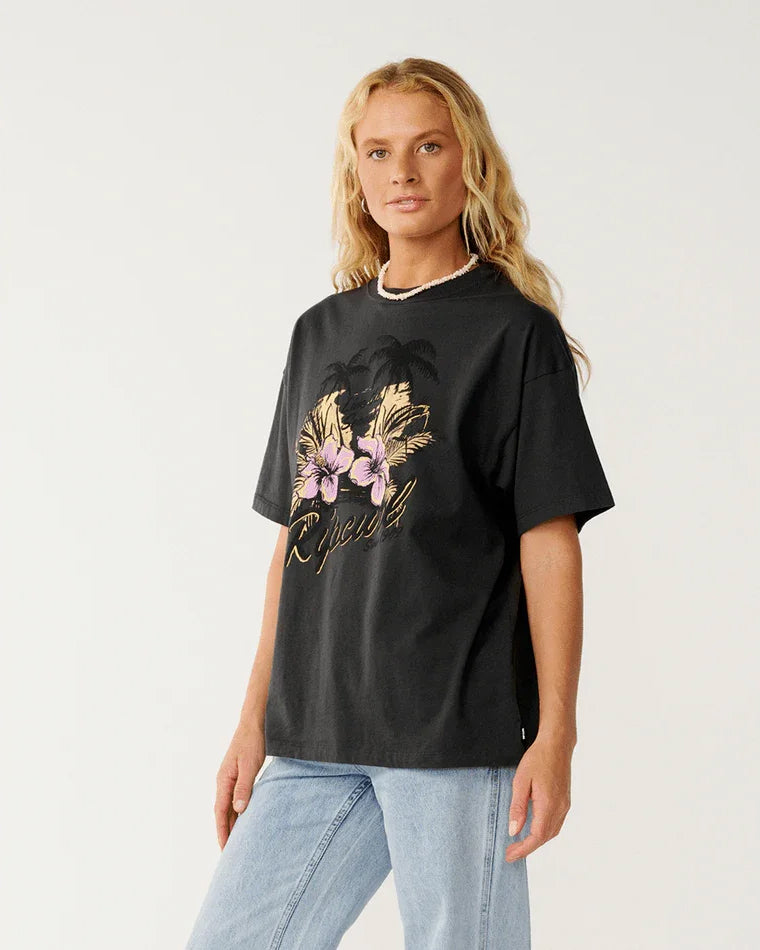 Party Wave Heritage Graphic Tee