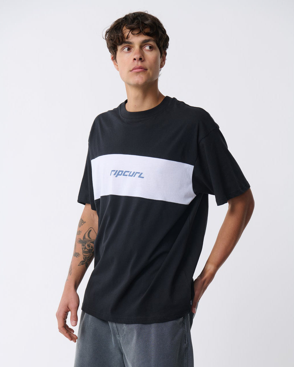 Undertow Tee