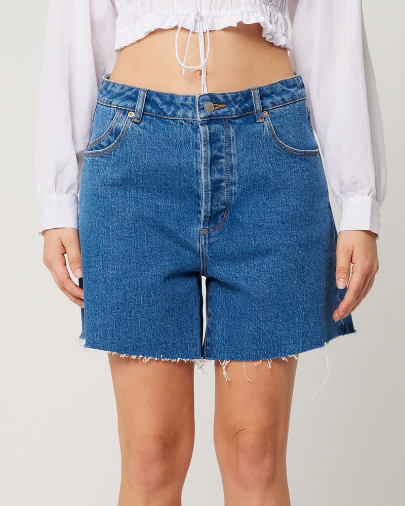 90's Relaxed Short