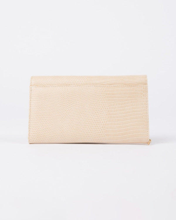 Mila Travel Wallet