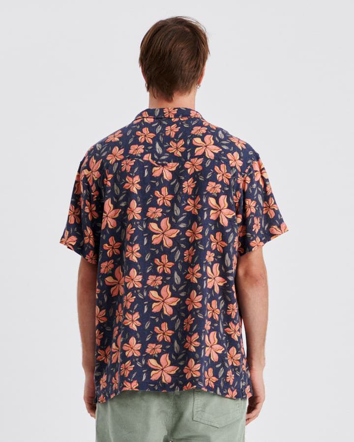 Holiday Resort Shirt