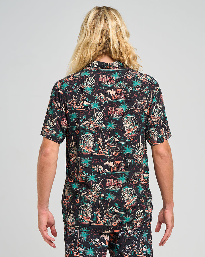 She'll Be Right Short Sleeve Woven Top