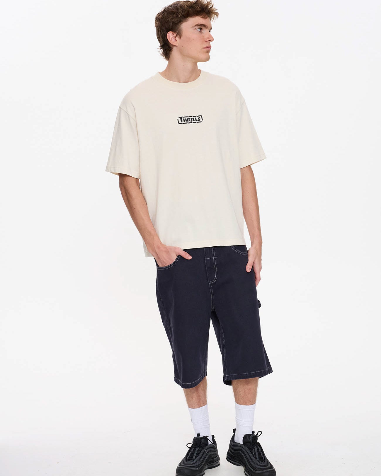 Calm State Embro Box Fit Oversize Cropped Tee