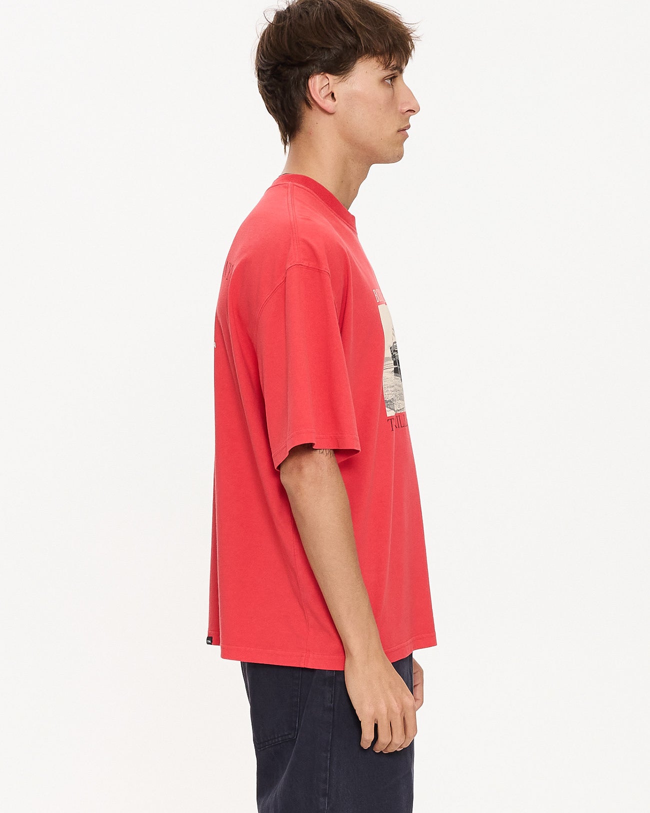 Metal and Dust Box Fit Oversize Cropped Tee